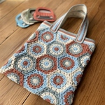 パオカラーのモチーフ繋ぎBag