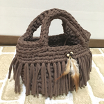 秋色 ブラウン フェザー付き マルシェバッグ ズパゲッティ