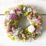 桜てまりとプリザーブド紫陽花のかわいいリース