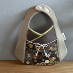 小さな晴れ着♡桜とすずめがかわいい男の子袴スタイ茶