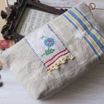 アンティークリネン+手刺繍＊北欧ライン＊スマホ ポーチ通帳＊ショルダー可