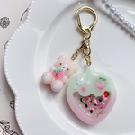 苺のシャカシャカキーホルダー🍓