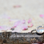 レインボームーンストーン　シルバーリング　天然石