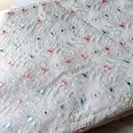 6月限定✩.*˚【50cmカット済】インド刺繍生地 白ベース×パステル刺繍 スパンコール付き