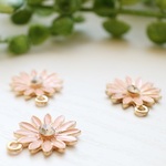 再販【5個】お花チャーム マーガレット オレンジピンク