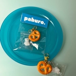 くまちゃんスクイーズとクッキーのキーホルダー