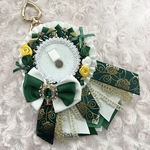 痛ロゼット 缶バッジロゼット ロングテール 白×緑