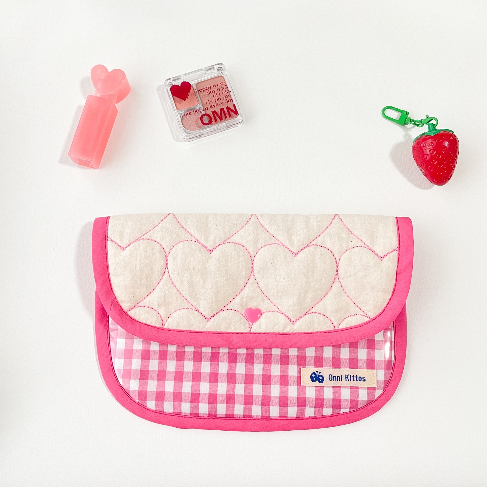 なな♡　韓国　直輸入　ヌビ　ポーチ　ホワイト×赤ハート なな♡様専用 韓国 直輸入 ヌビ ポーチ ホワイト×赤ハート