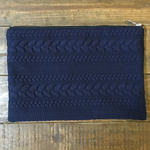 【再販】ケーブル編み ボーダークラッチバッグ ネイビー