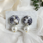 ブルーグレーインド刺繍×コットンパールピアス／イヤリング