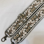 ショルダーストラップ　スマホショルダー　インド刺繍リボン　【送料込み】カーキ