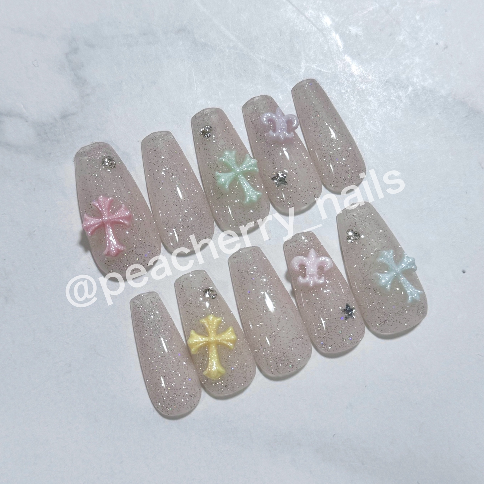 ネイルチップ ワンホン 韓国 ビジュー 氷ネイル ストーン フレンチ