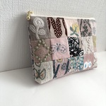 ミナペルホネン・ピンク系パッチワークとforest tile のマチつきポーチ 18cm