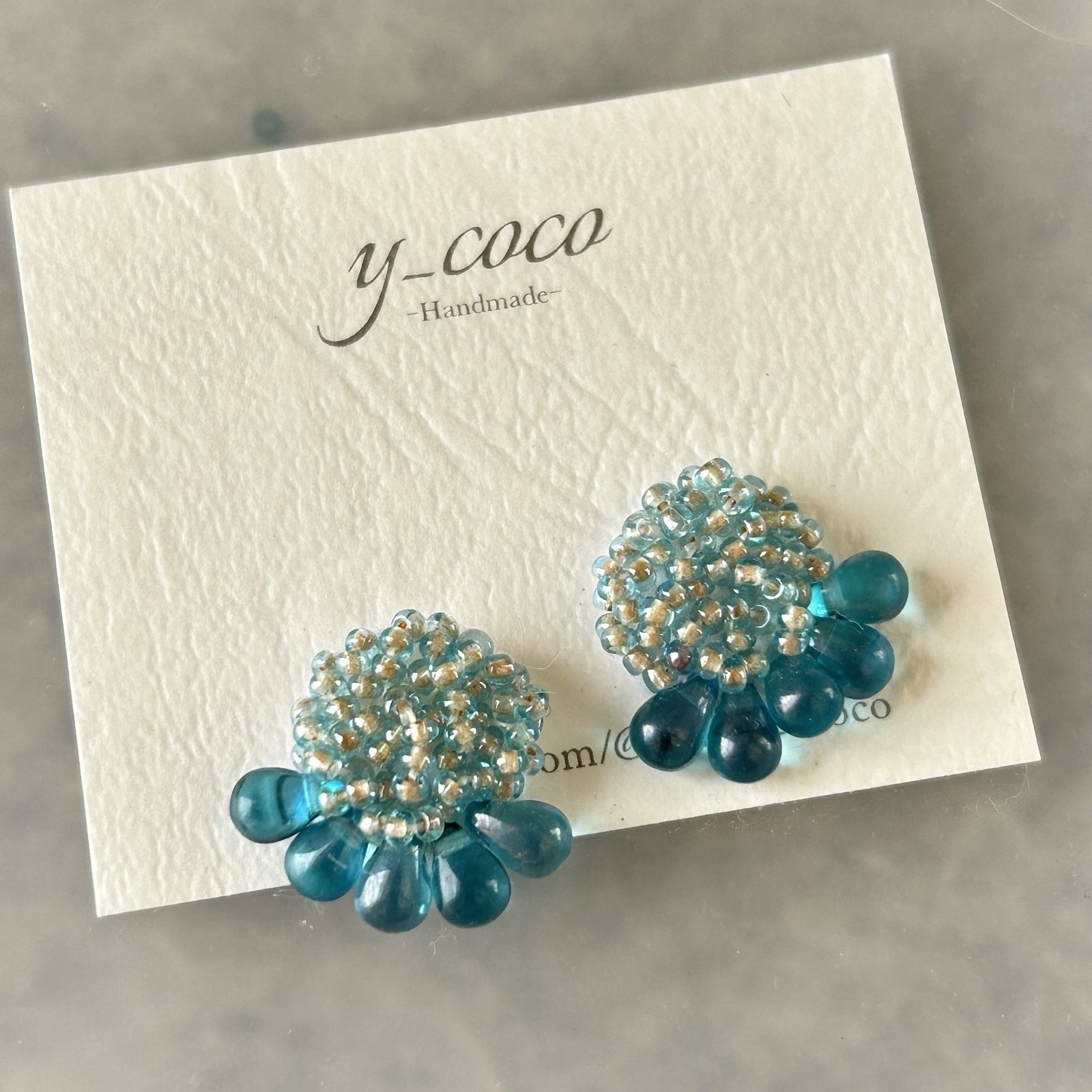 topaz雫ビーズ刺繍 ピアスorイヤリング - y＿coco | minne 国内