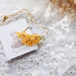 natural flower bracelet / シンプル　きちんと　長め　華奢　ギフト　誕生日　ぽこぽこ　クリア　パール　レジン　お花　フラワー　