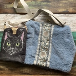 送料込　インド刺繍リボン　もこもこ　ファー　ショルダー　バッグ　プラスにゃんこポケット　sale