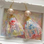 刺繍レースリボンとコットンパールのアクセサリー