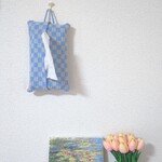 かぎ編みの吊り下げティッシュケース／市松模様（blue×gray）/ティッシュカバー/クロッシェインテリア/かぎ編み小物