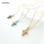 simple cross pendant-necklace
