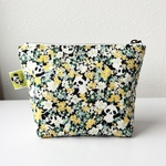 パンダフラワーファスナーポーチ🐼グリーン  コスメ