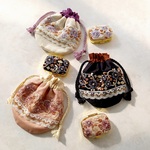 インド刺繍リボンのピルケース&巾着袋セット　No.１