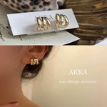 Random mini hoop earring ランダム　ミニ　フープヴィンテージ　ライク　ゴールド　ビジュー　イヤリング　個性的　お洒落　小さめ　樹脂　ピアス　