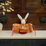 金襴着物の舞うさぎ　暮らしに寄り添う上品な贈り物　（還暦祝い・お誕生日祝い・記念品)