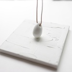 波動玉®「透明と白（引き寄せ玉）」2008