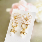 elegantシャクヤクフラワー　イヤリング/ピアス