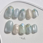 うるうる水マグ押し花フレンチnail tips ネイル ネイルチップ 夏 押し花 水色 新緑 黄緑 シルバー 花 マグネット ネイルチップオーダー