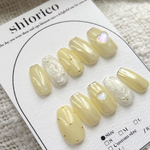 再販\ 人気No.1 / No.11 yellow nail♡ つやつやバターカラー×ぷくぷくハートのネイルチップ