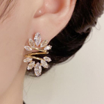 silver925芯　ジルコンビジューのピアス　シルバー