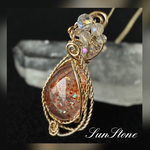 希少✴︎アルーシャ産フェルドスパーサンストーンのワイヤーペンダント