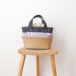 【SALE🎉】期間限定!!　No.17 気分は お出かけ ♪ フリル かわいい＊巾着付き＊かごバッグ ♡ 紫陽花 ♡ デニム