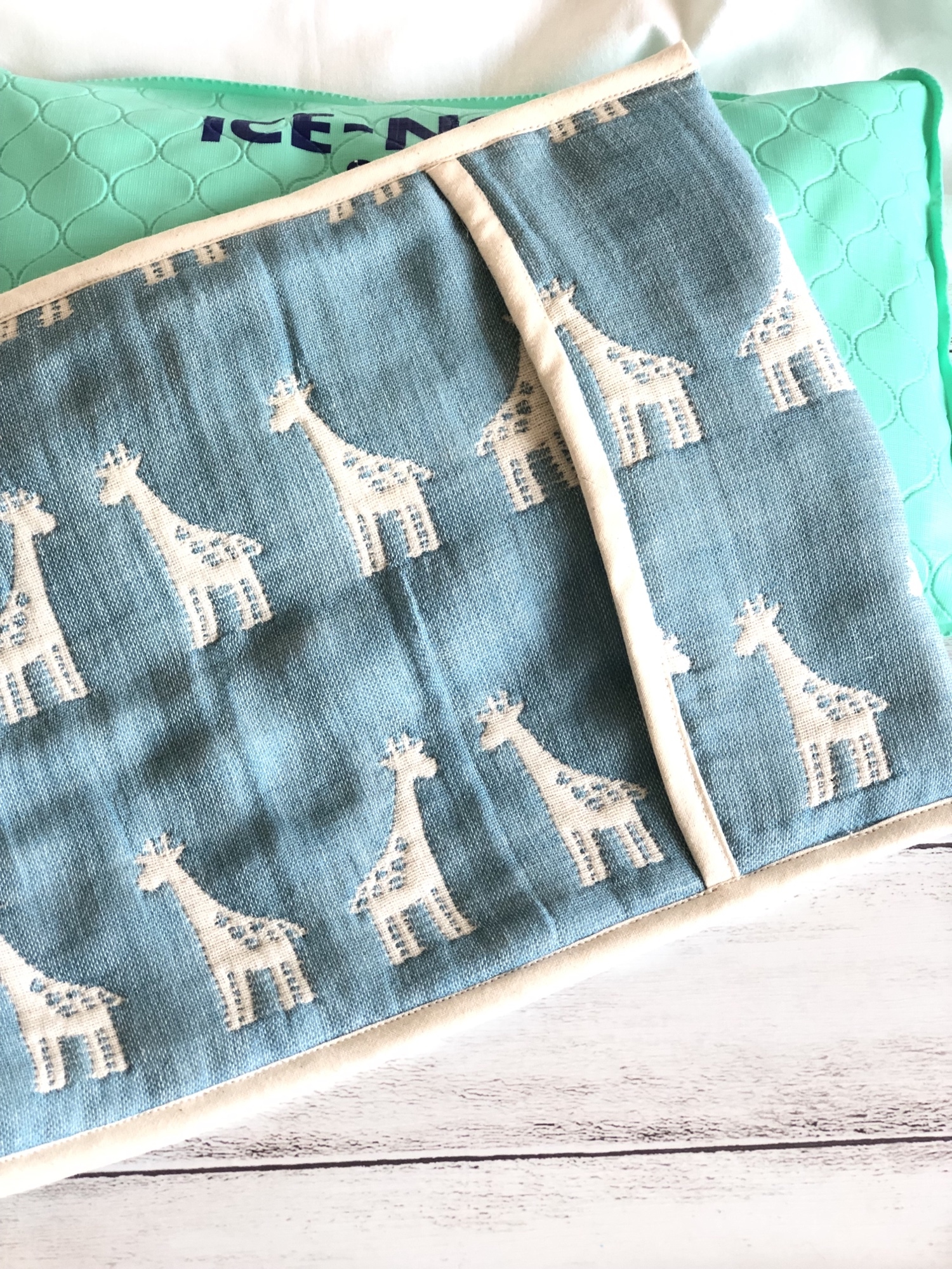 FUWARA⭐ペンギンさんガーゼマフラー⭐ハンドメイド 【公式通販】