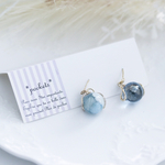 紫陽花のアシメントリーピアス/イヤリング