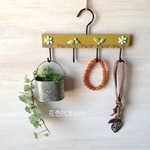 【再販】🌼＊＊ちっちゃなお花ま～くの壁掛けフック＊＊🌼【📌ピン付】