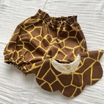 キリンのかぼちゃパンツとスタイのセット