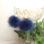 ミンクファーピアス（ネイビー）コットンパールピアス 