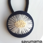 再販☆刺繍☆くるみボタンのヘアゴム
