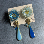 【6850円→4850円】芳月下美人 青×水色💙🩵ビビットマカロンカラー揺れる ピアス イヤリング
