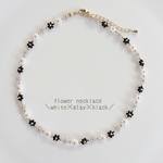 韓国ビーズ♡フラワーネックレス＼White×Glay×Black／