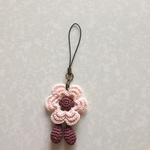 編み花ストラップ
