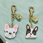 人気❤︎【送料無料】♡ボストンテリア　フレンチブルドッグ　ゴールドの肉球チャーム付き　キーホルダー♡可愛いわんこチャーム