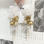 お花カボション　ゴールドフラワー　オーロラガラスドーム　ピアス／イヤリング　結婚式