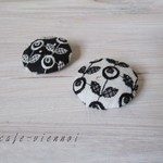 SALE 北欧の花ブローチ＋刺繍  白  スワロフスキー　  