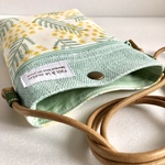 北欧kippisミモザ柄のお出かけスマホショルダー＊