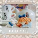 新作 ❀寝そべりアリスとうさぎさん❀ 童話 春 ハンドメイド マスコット 粘土 アリス
