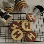キャニスター入り「H」クッキー