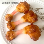 リニューアル！再登場！　食べ尽くした骨つき肉　キーホルダー 食品サンプル　フェイクフード　個性的　クリスマス　ハロウィン